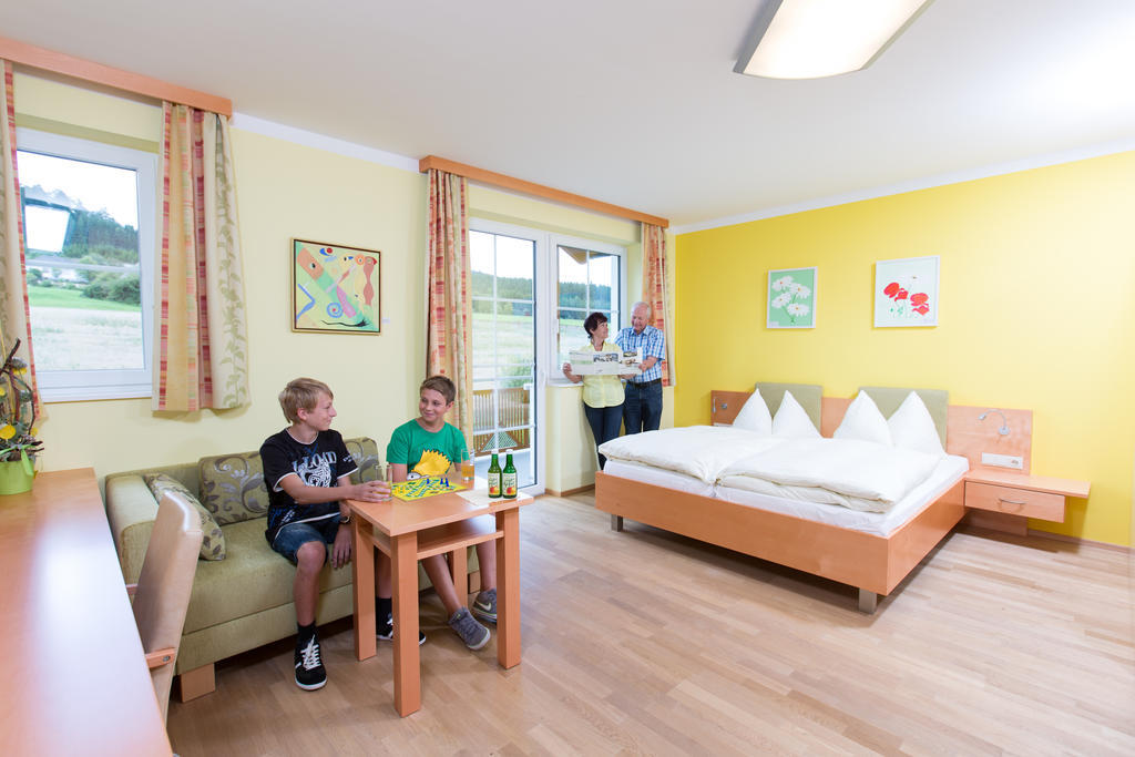 Gasthof-Pension Nordwald Harbach  Zimmer foto